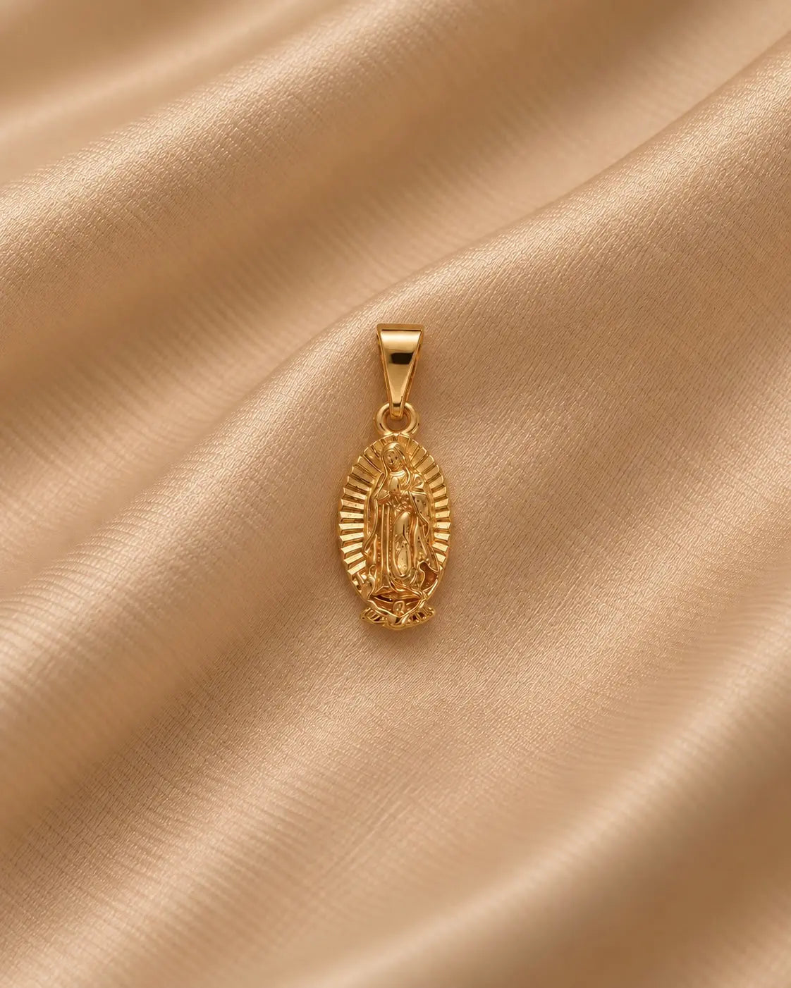DIJE VIRGEN DE GUADALUPE TALLADA 7X22MM 6636