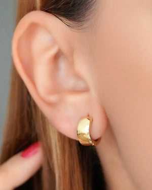 CANDONGA NYSA GOLD PEQUEÑA 1CM 5923 Oro laminado Luxus
