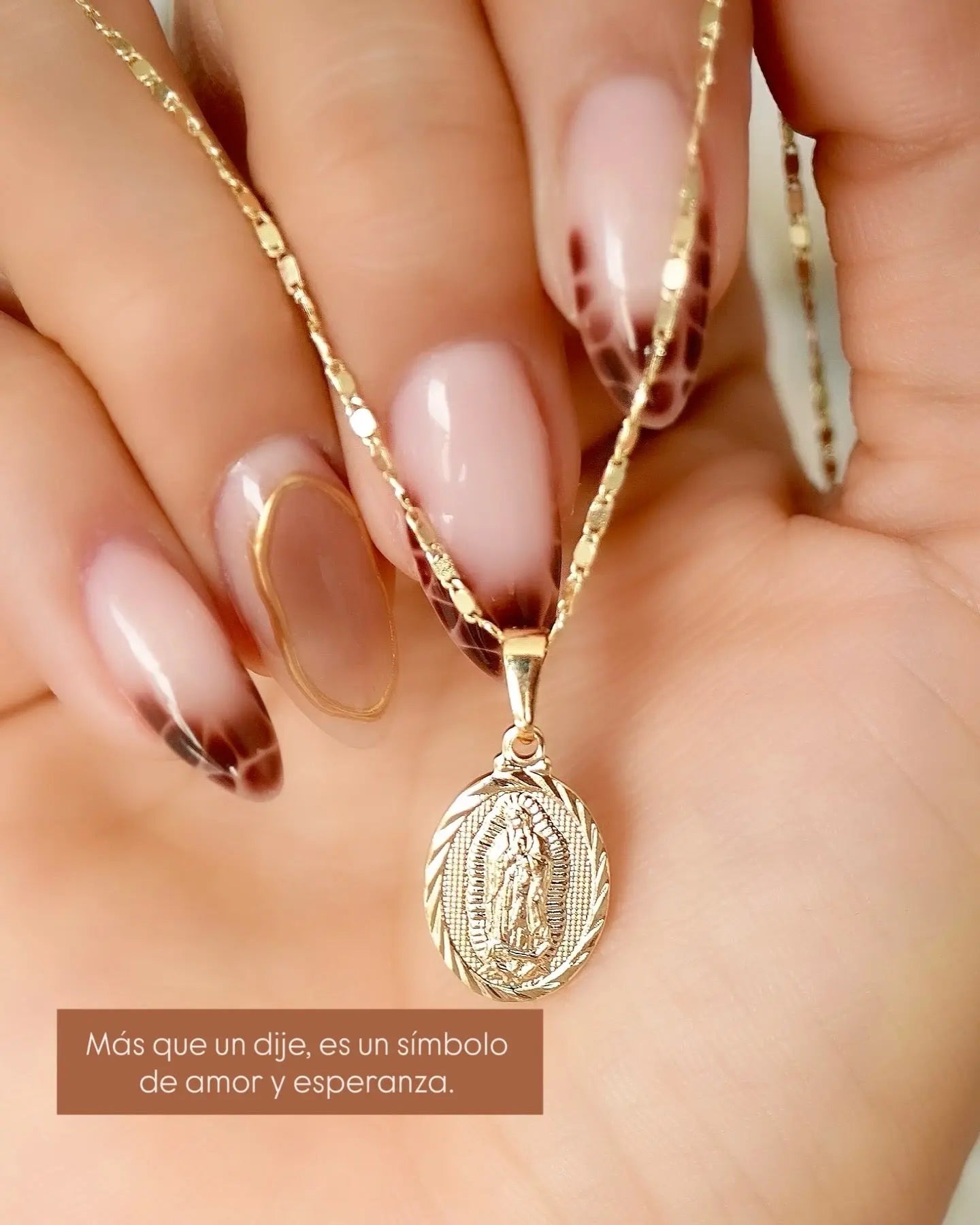 DIJE VIRGEN DE GUADALUPE BORDE TROQUELADO 2.5 cm. 5693 OrolaminadoLuxus