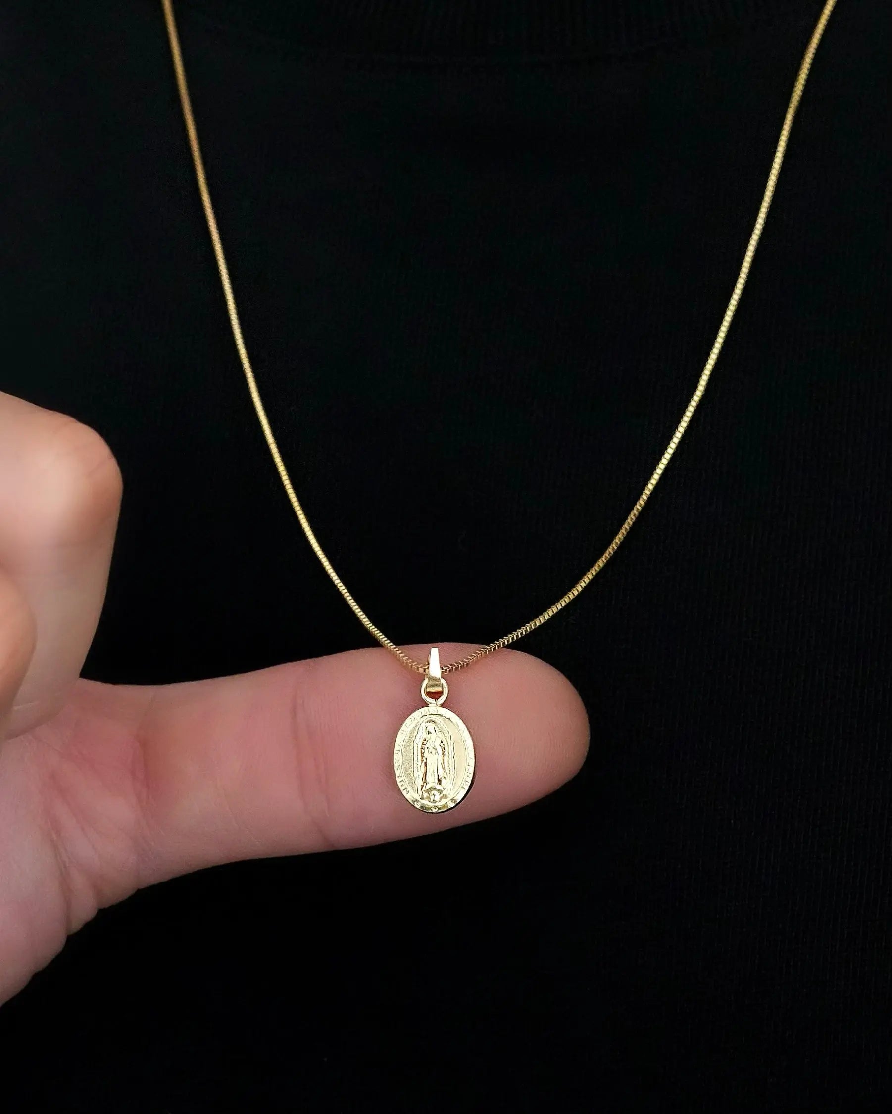 SET CADENA VENECIANA 1 MM 60 CM + DIJE VIRGEN DE GUADALUPE ID 5067 OrolaminadoLuxus