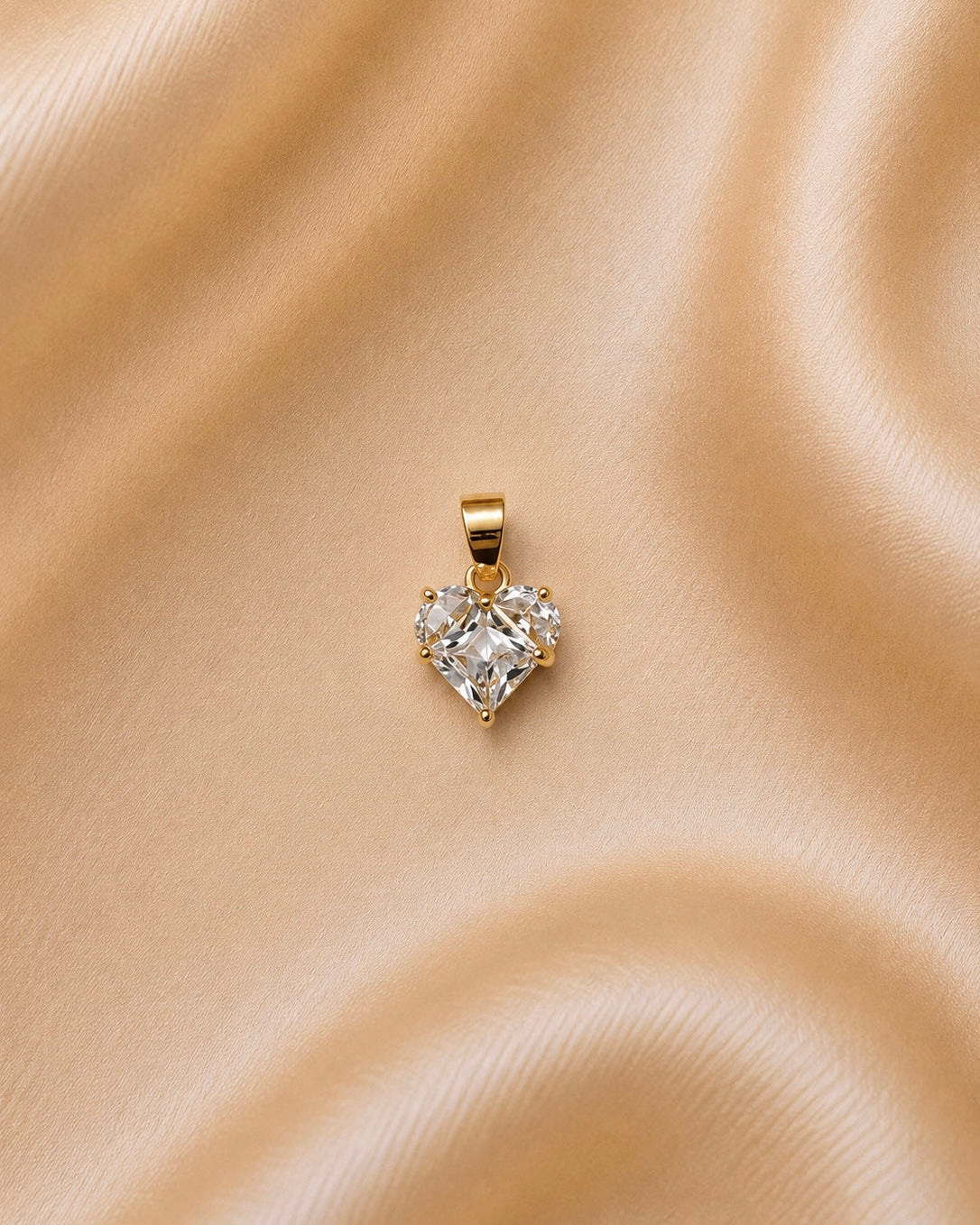DIJE CORAZÓN CRISTALES 10MM 6416 Oro laminado Luxus