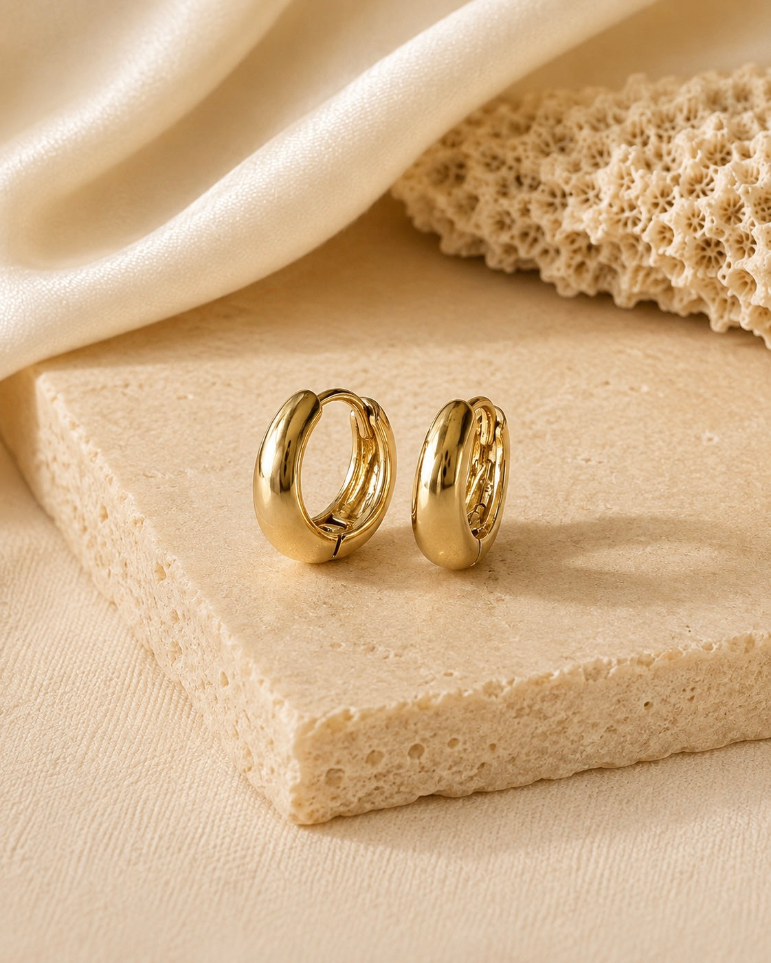 CANDONGA LISA OVAL 10MM SMALL 6403 Oro laminado Luxus