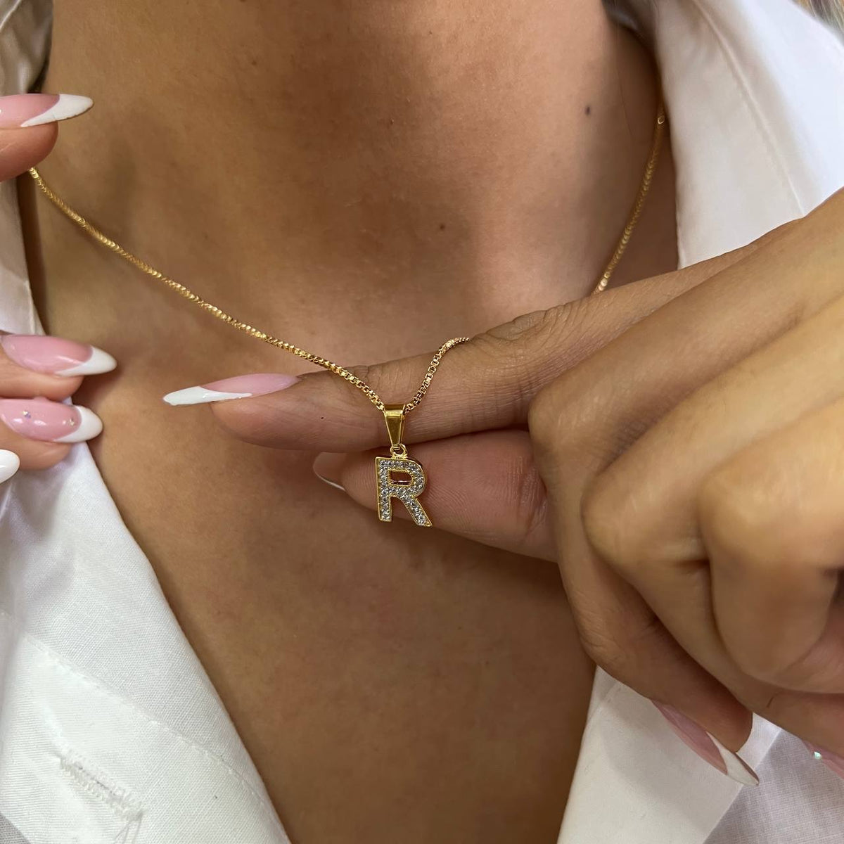 DIJE LETRAS CIRCONIAS CRISTAL BLANCO 41421 OrolaminadoLuxus